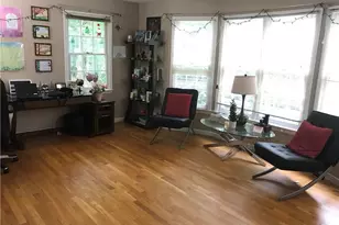 19 Village View Ln, Farmington, CT 06085 - Photo 3