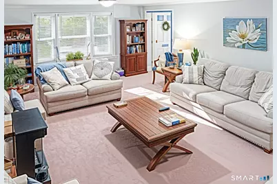 84 Grennan Road, West Hartford, CT 06107 - Photo 3