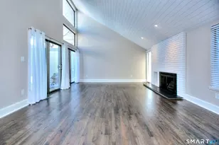 112 Harvest Cmns, Westport, CT 06880 - Photo 5