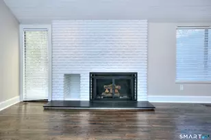 112 Harvest Cmns, Westport, CT 06880 - Photo 9