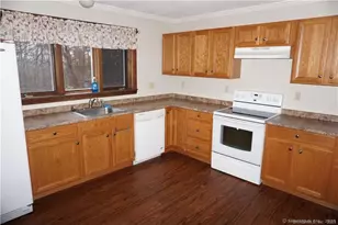 284 Merrow Rd, Tolland, CT 06084 - Photo 27