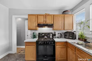 87 Orchard St, New Haven, CT 06519 - Photo 3