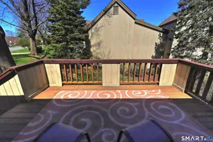 511 Opa Ln, Stratford, CT 06614 - Photo 5