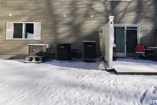 72 Perry St, Putnam, CT 06260 - Photo 3