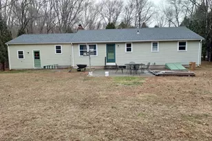 38 Old Middletown Ave, East Hampton, CT 06424 - Photo 3