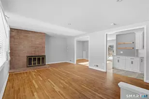 95 Moravia Rd, Avon, CT 06001 - Photo 5