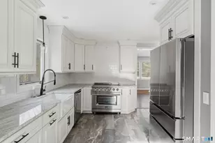 95 Moravia Rd, Avon, CT 06001 - Photo 15