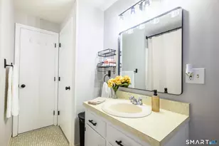 17 Lyme St, Windsor, CT 06095 - Photo 11