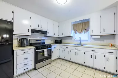 17 Lyme Street, Windsor, CT 06095 - Photo 7