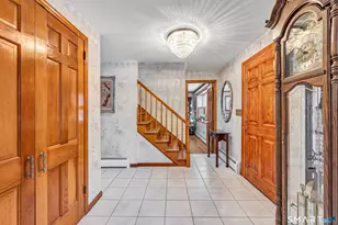 83 Seeley Rd, Trumbull, CT 06611 - Photo 3