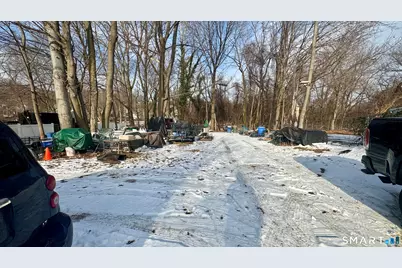 185 Springdale Avenue, Meriden, CT 06451 - Photo 3