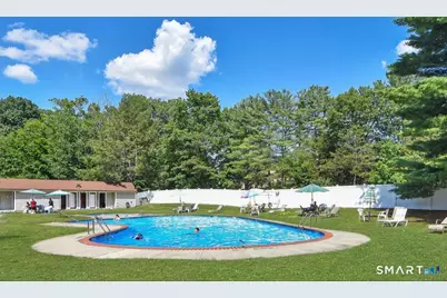 280 Brittany Farms Road #APT E, New Britain, CT 06053 - Photo 3