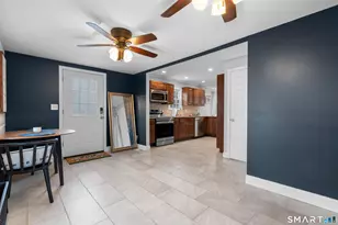 24 Yates St, West Haven, CT 06516 - Photo 11