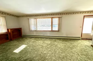 80 Southwest Ave, Windsor Locks, CT 06096 - Photo 5