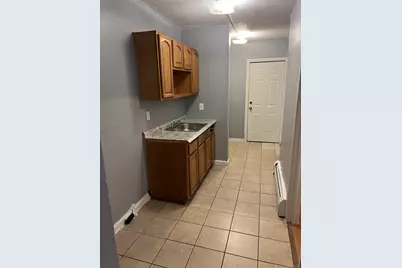 65 Madison Street, Hartford, CT 06106 - Photo 9