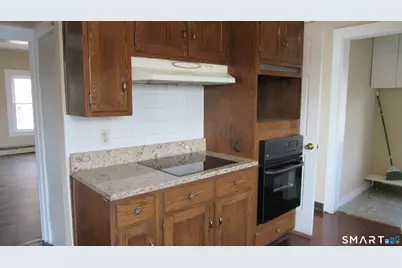 246 North Elm Street #1st fl, Torrington, CT 06790 - Photo 5