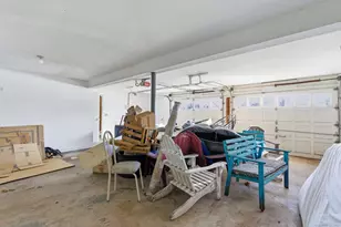 8 Cherryfield Dr, West Hartford, CT 06107 - Photo 31