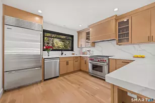 18 Sound Beach Ave, Greenwich, CT 06870 - Photo 9