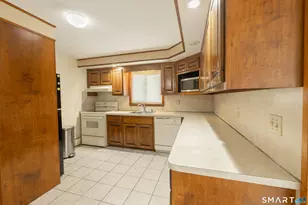 103 Montauk Dr, Vernon, CT 06066 - Photo 11