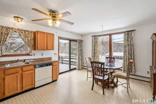 2 Cathy Ln, Waterbury, CT 06704 - Photo 7