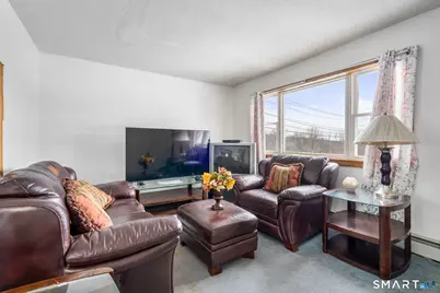 2 Cathy Lane, Waterbury, CT 06704 - Photo 5