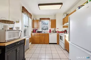 39 Greene Ave, Norwich, CT 06360 - Photo 15