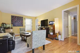 348 Monaco Ln, Glastonbury, CT 06033 - Photo 5