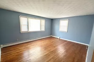 2015 Corbin Ave, New Britain, CT 06053 - Photo 3