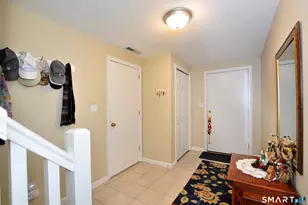 76 Far View Cmns, Southbury, CT 06488 - Photo 3