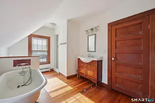 24 Railroad Ave, Madison, CT 06443 - Photo 17