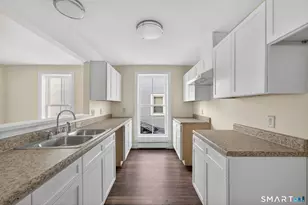 578 Zion St, Hartford, CT 06106 - Photo 5