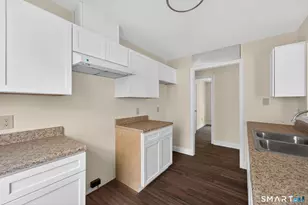 578 Zion St, Hartford, CT 06106 - Photo 7