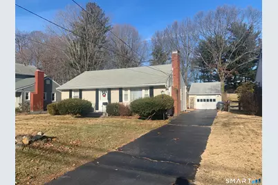 27 Lydall Street, Manchester, CT 06042 - Photo 1