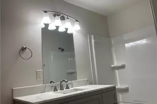 1271 Washington St, Middletown, CT 06457 - Photo 5