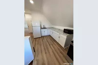 27 E Nineth Street, Derby, CT 06418 - Photo 7