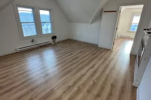 27 E Nineth St, Derby, CT 06418 - Photo 13