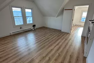 27 E Nineth St, Derby, CT 06418 - Photo 9