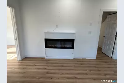 27 E Nineth Street, Derby, CT 06418 - Photo 11