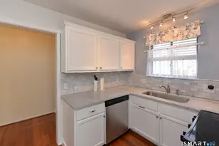 917 Heritage Village, Southbury, CT 06488 - Photo 7