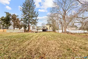 61 Flyers Dr, Norwich, CT 06360 - Photo 27