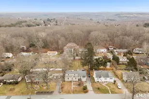 61 Flyers Dr, Norwich, CT 06360 - Photo 3