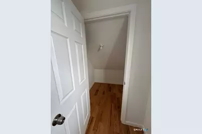 695 Shelton Street, Bridgeport, CT 06608 - Photo 11