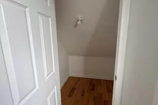 695 Shelton St, Bridgeport, CT 06608 - Photo 11