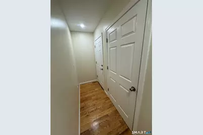 695 Shelton Street, Bridgeport, CT 06608 - Photo 29