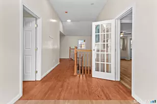 92 Hilldale Rd, West Hartford, CT 06117 - Photo 15