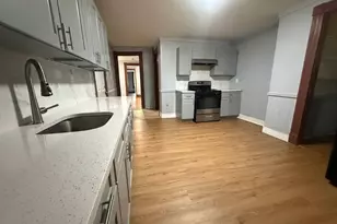 300 Willow St, Waterbury, CT 06710 - Photo 7