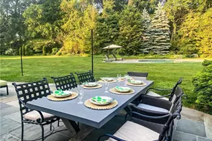 231 Turtle Back Rd, New Canaan, CT 06840 - Photo 7