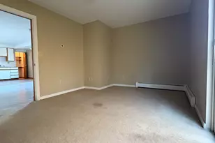 278 Chamberlain Rd, Middletown, CT 06457 - Photo 3