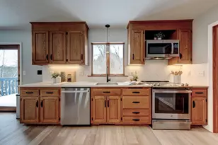 18 Wesley Rd, East Windsor, CT 06016 - Photo 3