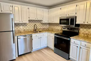 8 Heather Ridge, Shelton, CT 06484 - Photo 3